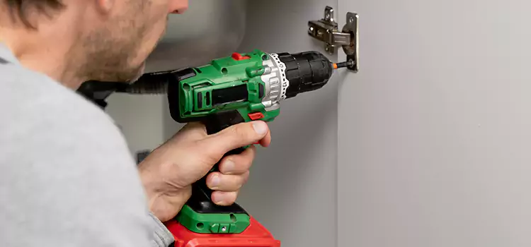 Commercial Door Hinge Repair Brentwood